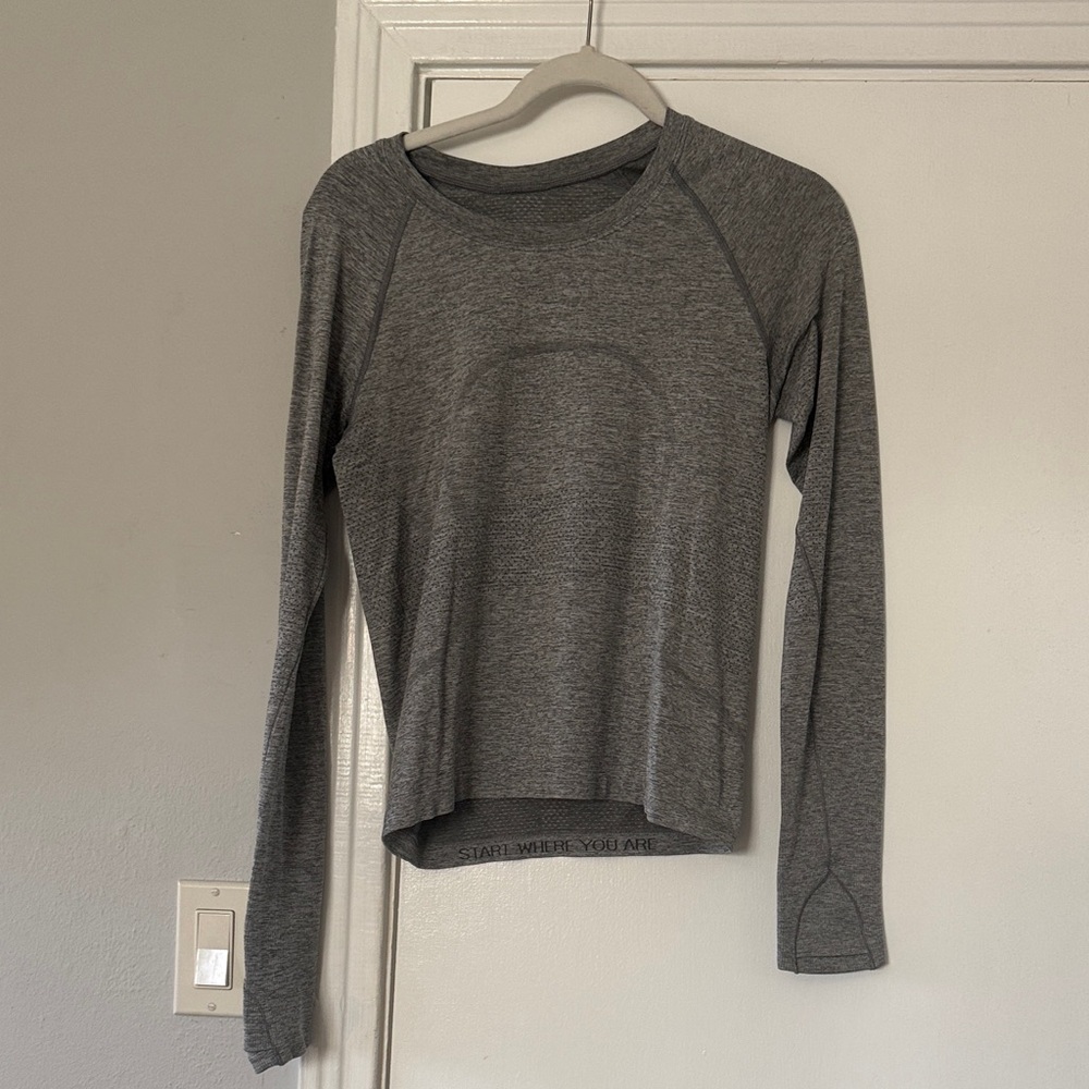 lululemon athletica Charcoal Long Sleeve Top